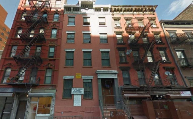 193 Henry Street — Condominium