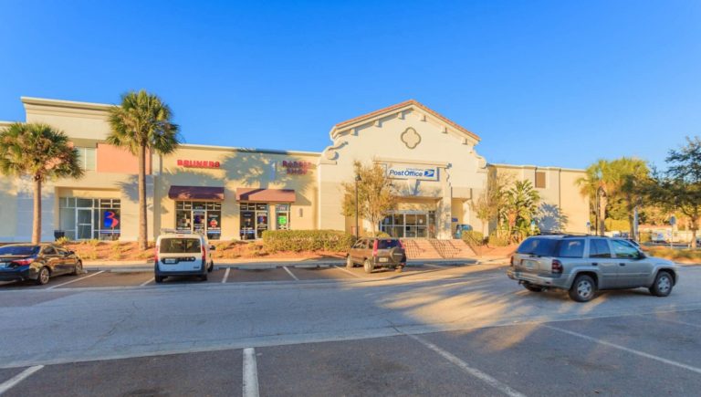 Temple Terrace Plaza — Retail