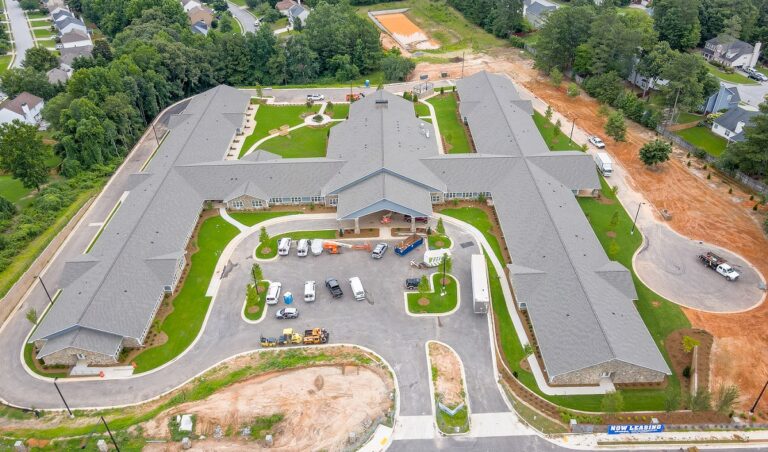 Manor Lake Hamilton Mill — Assisted Living