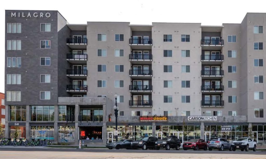 Milagro Apartments — מולטי-פמילי