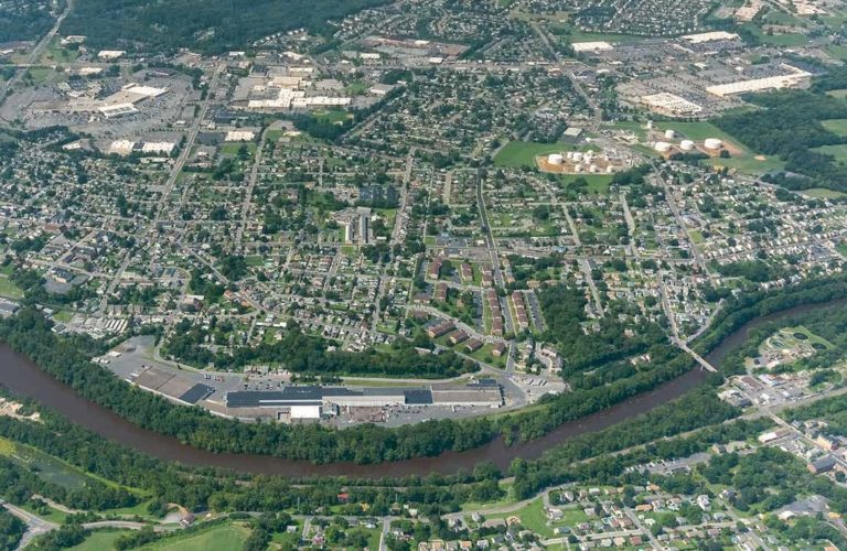 Riverside Business Center — Industrial