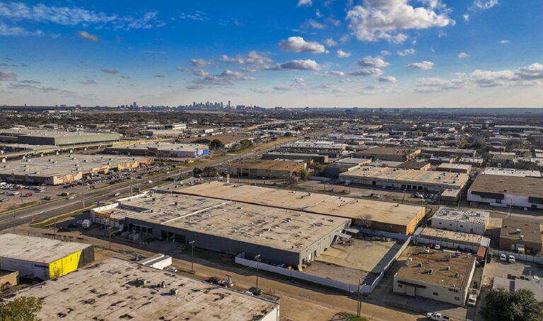 10793 Harry Hines — Industrial